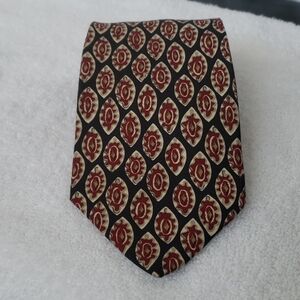 Kenneth Cole tie